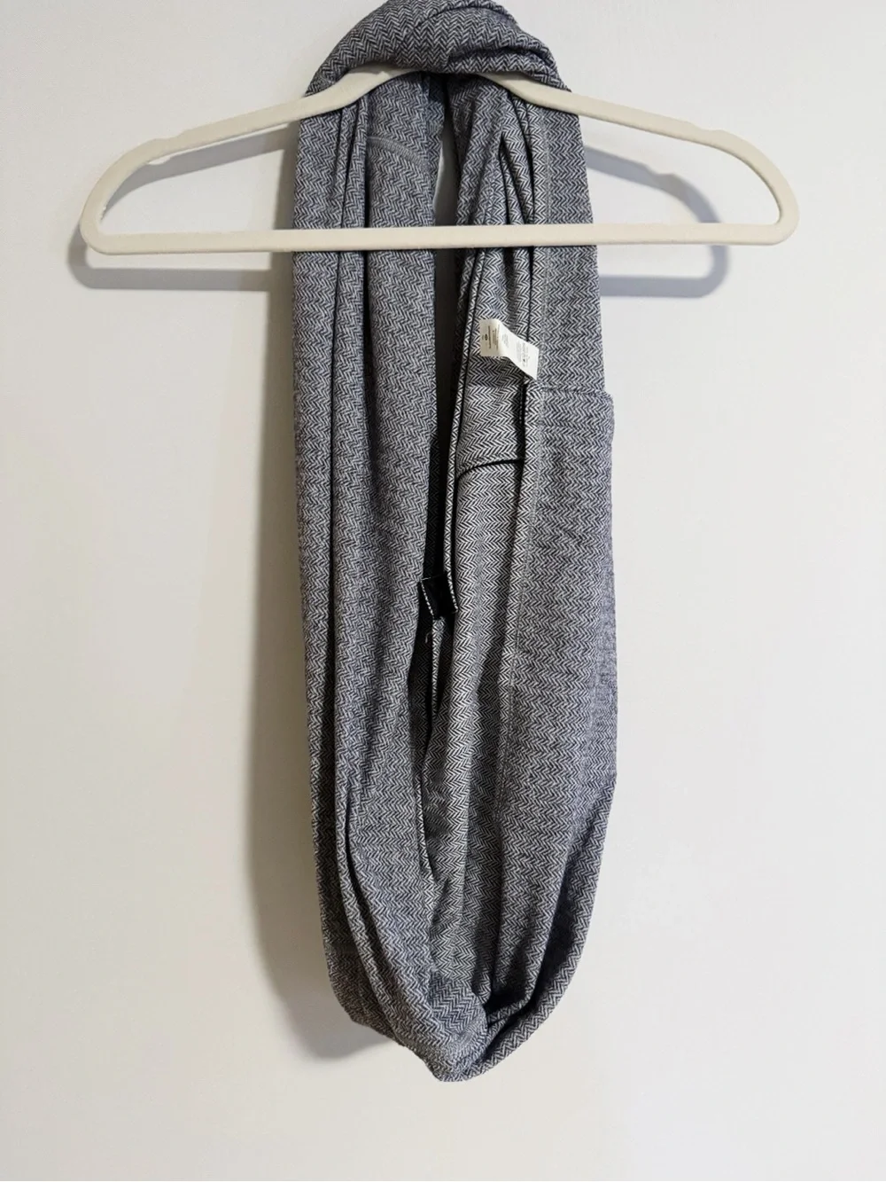 Lululemon - Scarf Vinyasa Herringbone